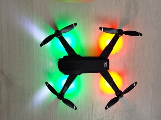 XKJ L900PRO: бюджетный мини квадрокоптер с HD камерой 6 l 900 pro gps