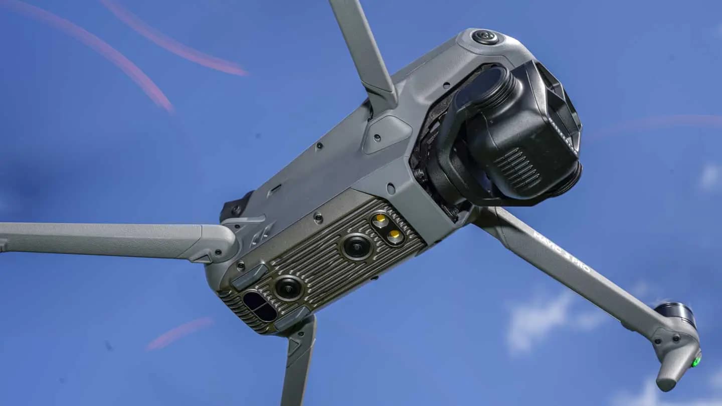 DJI Mavic 3 Pro 13 dji mavic 3 pro 08