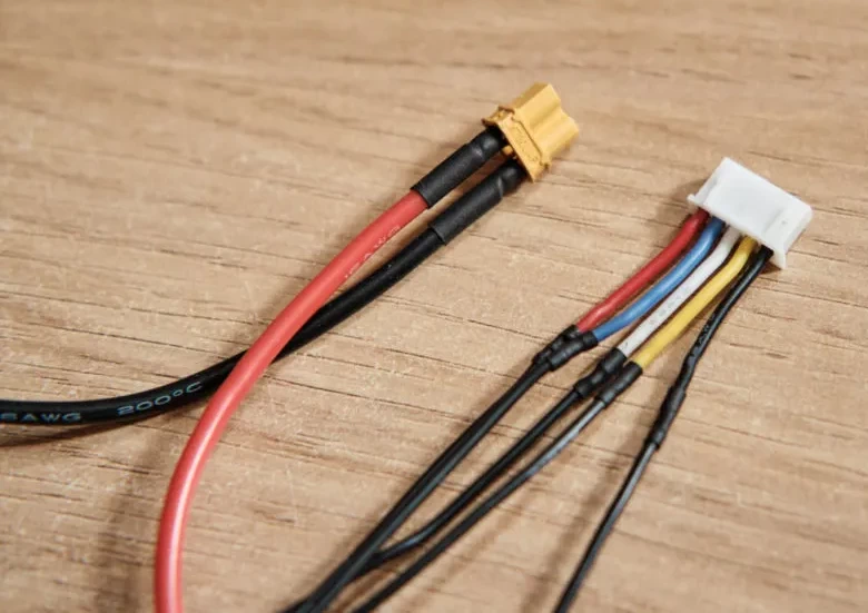 Использование Li-ion батарей для FPV-дронов при полетах на дальние расстояния: плюсы, минусы и рекомендации 13 diy 4s 18650 li ion battery solder wires xt60 balance connector