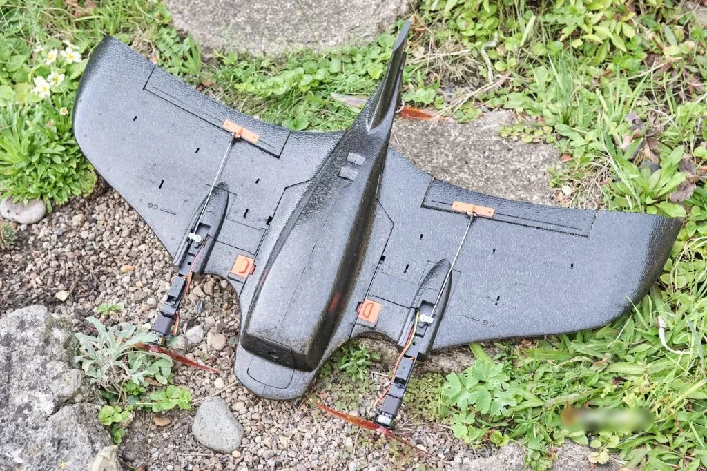 FIMI Manta VTOL: обзор дрона самолетного типа, сборка и первый полет 68 fimi manta vtol plane bottom