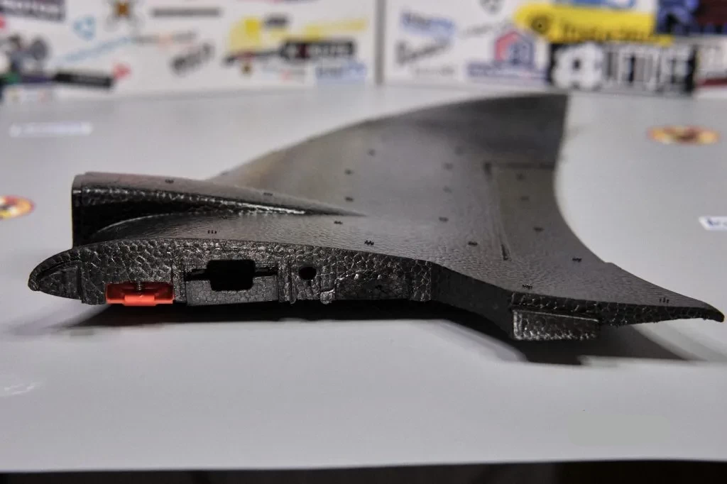 FIMI Manta VTOL: обзор дрона самолетного типа, сборка и первый полет 49 fimi manta vtol plane wing side