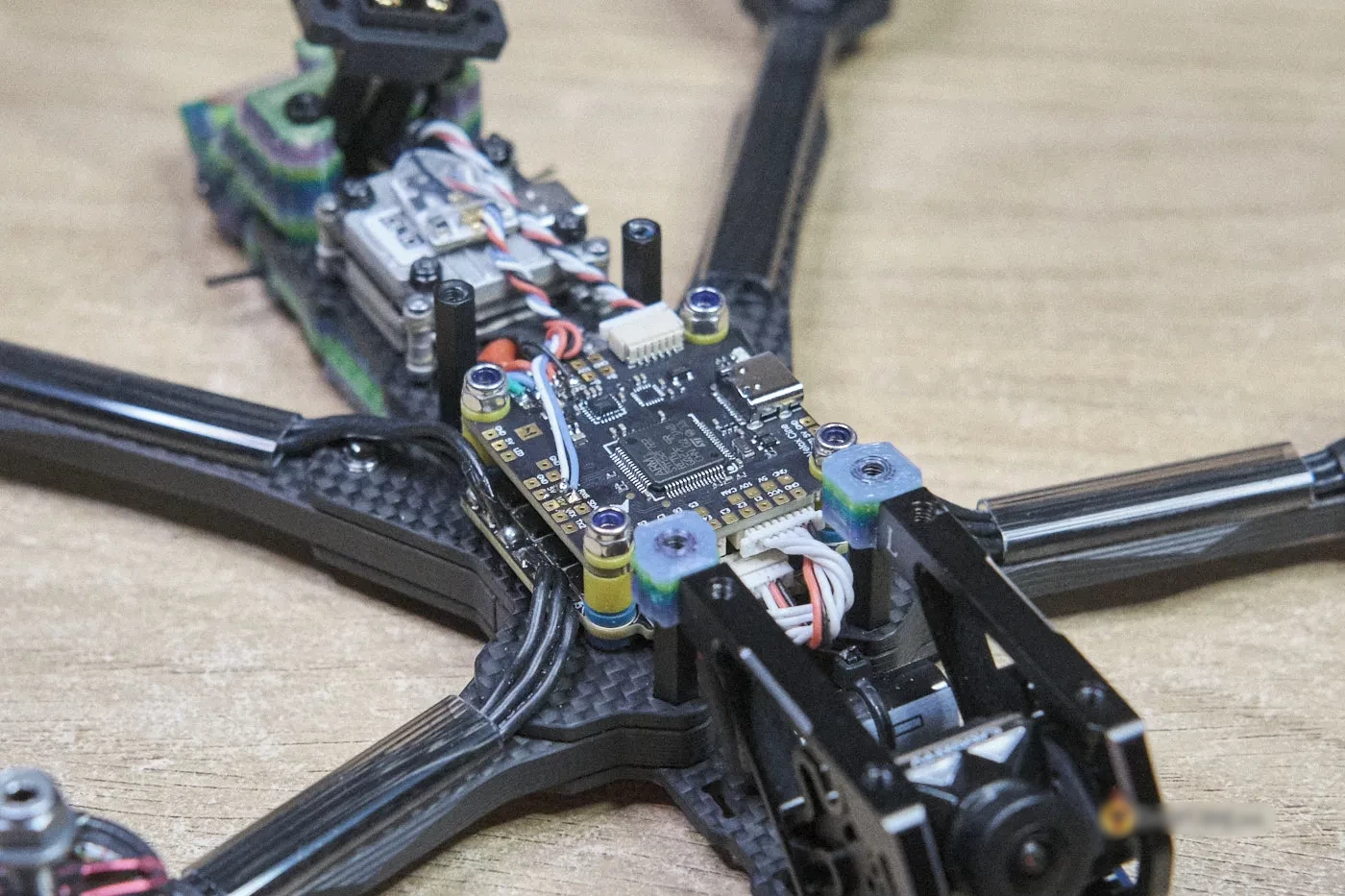 Как выбрать лучший полетный контроллер для FPV-дрона 31 tmotor velox f7 flight controller fc fpv drone build flyfish volador